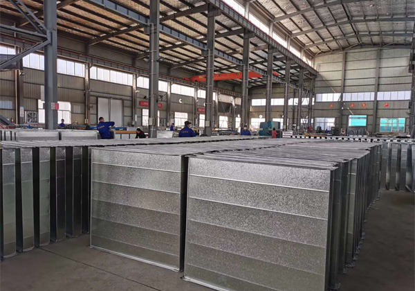 1727321768243866.jpg 十堰風(fēng)管廠家介紹鍍鋅風(fēng)管在加工時(shí)要注意的問(wèn)題